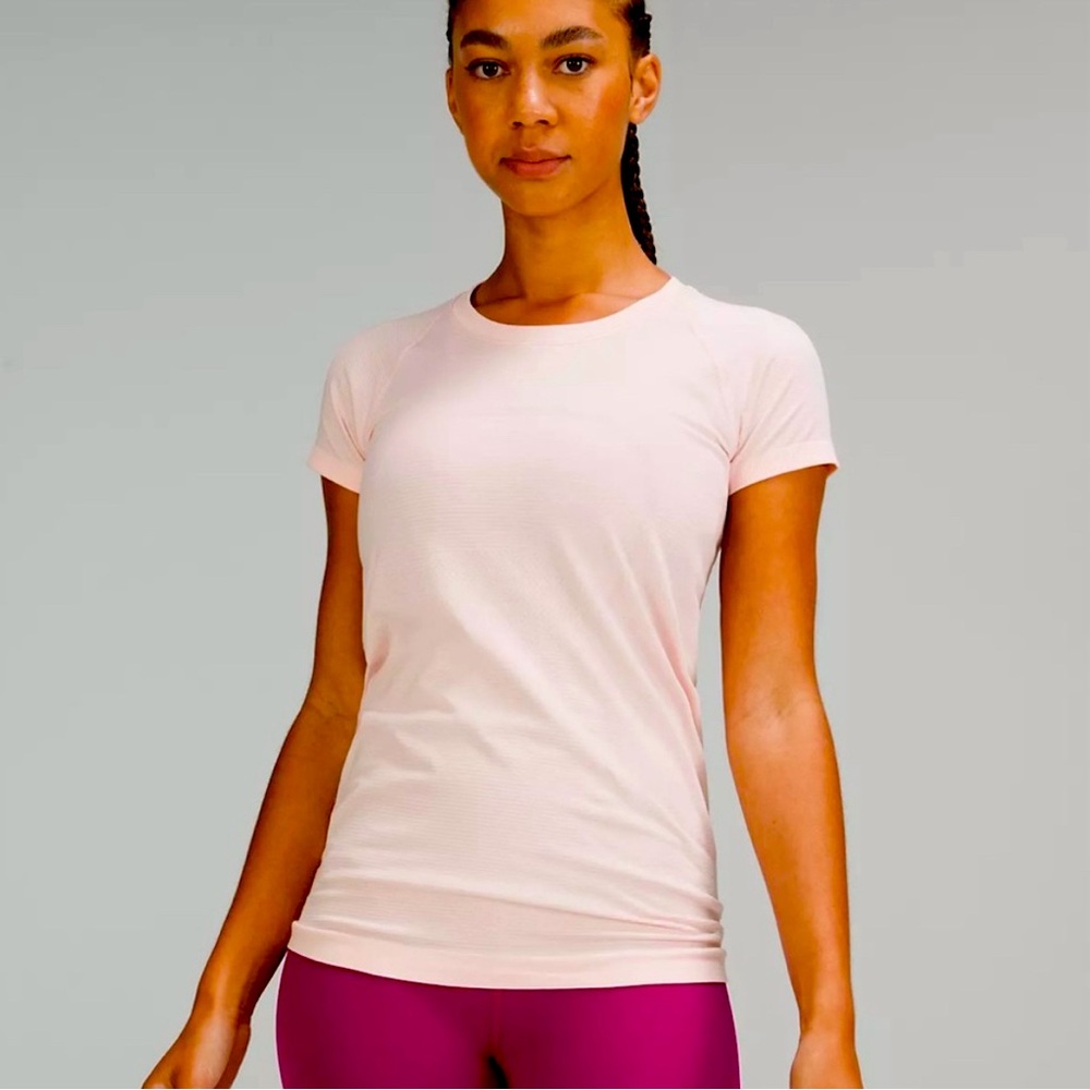 Lululemon Swiftly Tech strawberry milkshake Short Sleeve Shirt